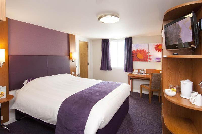 Premier Inn Stroud Stroud  Exteriér fotografie